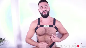 Hairy bearded jock Excelsior jerks his big uncut cock in solo session