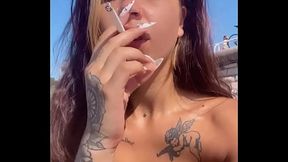 Bien arriv&eacute_ sur Nice, je perfectionne mon bronzage et je suis disponible tout ...