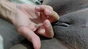 meu primeiro filme hetero joseph britadeira chamei a negona marcela peitao bucetao bunda grande de quatro resultado foi muito leite quente na bunda dela escorreu todo na buceta dela que gozada