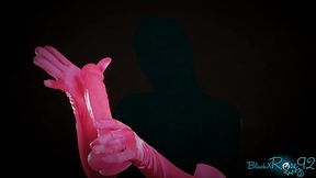 InvisiMILF Chapter 13: Weak For Pink