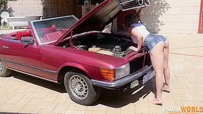 Blonde Hottie With Car Trouble Gets Slammed By Bbc Mechanic