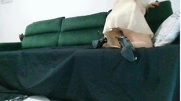 The naughty stepdaughter asked her stepfather for help putting on her shorts, and the unexpected happened: what she really wanted was a thick cock in her pussy!