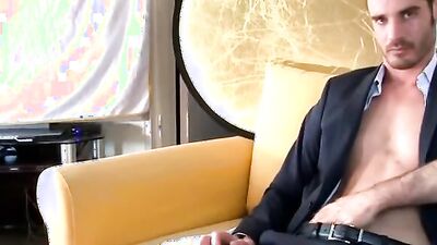 Straight gentleman gets his cock teased by his gay roommate