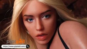 Sexy vollbusige Puppe