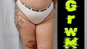 CHOOSING A DRESS FOR WORK