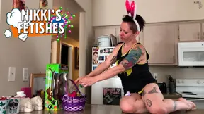 Tattooed prettiest Nikki Sequoia's lonely tabletop fuck