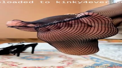 Filmed My Sexy Wifes Feet And Toes In Fishnet Stockings