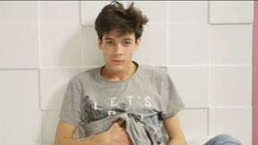 Andy Scott has great hair, sexy naked cock