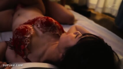 Cast(s):Aoi Ichino [Reducing Mosaic] During Her Escape, A Sinful Female Prisoner Is Hidden By A Middle-aged Man With An Extraordinary Sexual Appetite In A Rundown Apartment, Where She Experiences Seven Days Of Intense But Fleeting Sexual Intercourse
