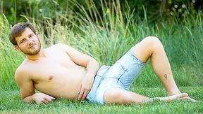Texas Heat: Tucker Cums Hard With a Massive Load – CorbinFishers Finest 18+