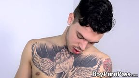 Tattooed Latino gay needs to pound asshole of his partner