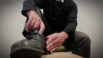 Find&eacute_mon Vol. 1 - Kneel or Rot - LV1 Findom