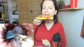 Pizza with Tropea onions and sausage - Exploration inside the stomach with PillCam 4K