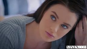Sexy Brunette Has Sex With Her Boss