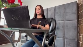 I Pee My Jeans in My Office