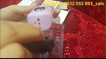 Nữ sinh hướng dẫn sử dụng lưới liếm &acirc_m đạo tự động