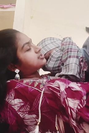 Hot Desi Bhabhi Cowgirl Position Sex with Devar,amateur Homemade Passionate Sex