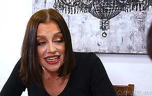 Behind the times, Sovereign Syre, Vera King