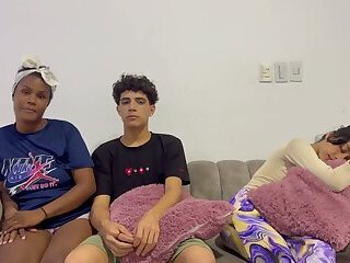 My girlfriend's cuckold doesn't realize that I sneak her best friend and pour my cream inside.