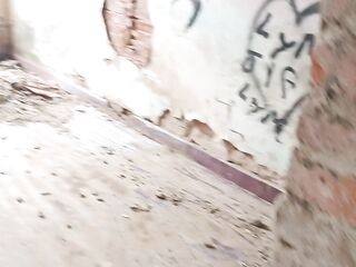 Cogiendo rico con mi cuñada de twenty años en la estación abandonada