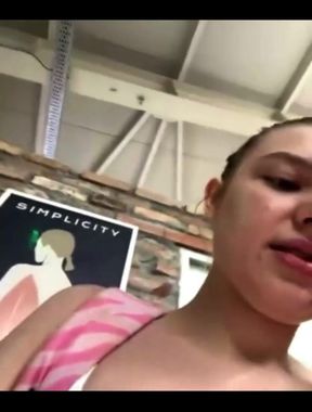 I Fucked the First Trainer I Saw at the Gym