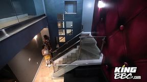 King of the City: Deep in the Stairwell