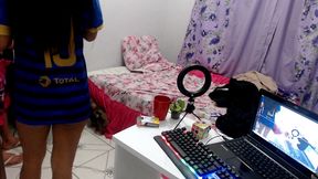 in the fur it eats me so tasty flakael