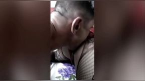 Linda boneca dotada sendo sarabulhada por vizinho safadinho