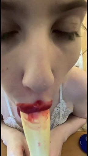 Dildo Sucked Elza Cum