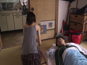 A063G06 A lewd mother who has small breasts but gets into SEX with a fool who is in heat with big nipples!