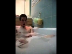 Twink jerking off in bathtub