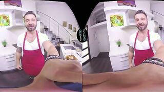 Homos get Thanksgiving Eve stuffing in virtual reality