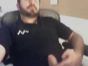 Maduro bonito e tesudo na  punheta