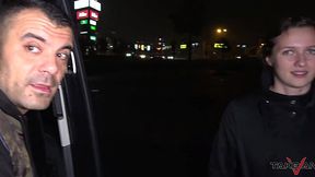 Slutty Babe Shows Up, Gets Cum Blasted Without Fucking