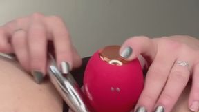 I have multiple shaking clit orgasms!