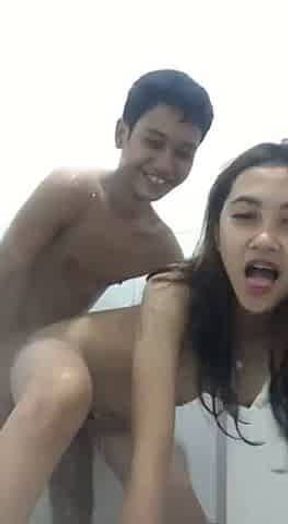 Northeast girl fuck on bathroom