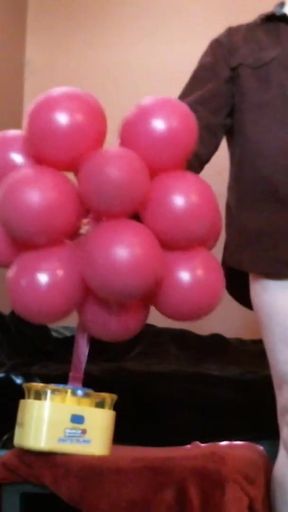 Balloonbanger 82) Bunch O Balloons Pop and 17&quot; Balloon Pop   Clip 1