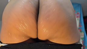 Cheeks Clapping and bouncing.
