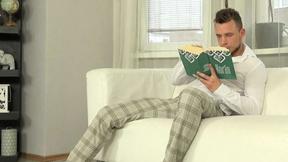 ”Muslim beauty gets banged hard”