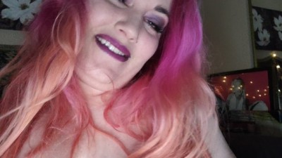Curvy Milf's Naughty Squirting Lesson: A steamy guide to intense pleasures!