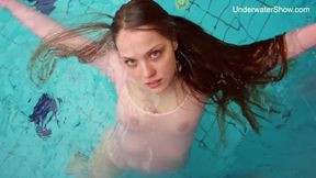 ”Hottest underwater tight sexy girl Simonna”