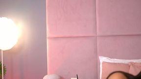 Alma Luv Private Show