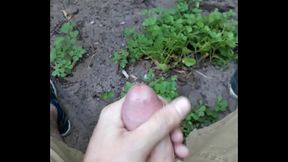 en el bosque acabando