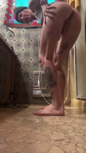 Piss Slut pissing on all fours just for you!
