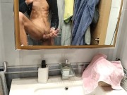 🇪🇨🇦🇷🇻🇪Guapo Masajea su Polla Mounstrosa y Casi Se Corre 2 Veces Con Su Propio Semen