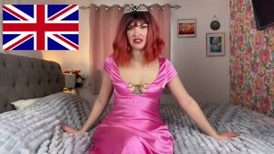 Americans, Bow Down To Your British Queen