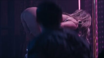 Jennifer Lopez Stripper Crotch and Ass Shot