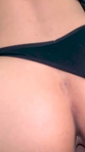 Cogida Tremenda Con Una Morena En Calcetas   Clip 1