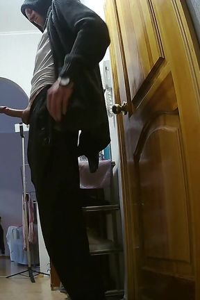 Courier Fucked Girlfriend in Mouth and Pussy Doggy Style