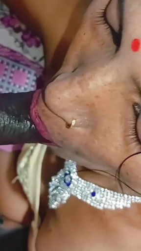 Desi Romantic Hot Indian Sex Video in Saree